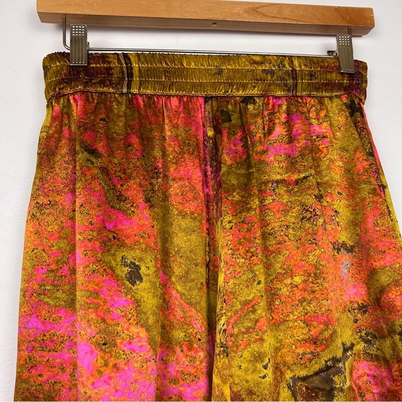 Carmen Molina Silk The Keaton Pant in Pink Leopard Dust - Picture 5 of 7